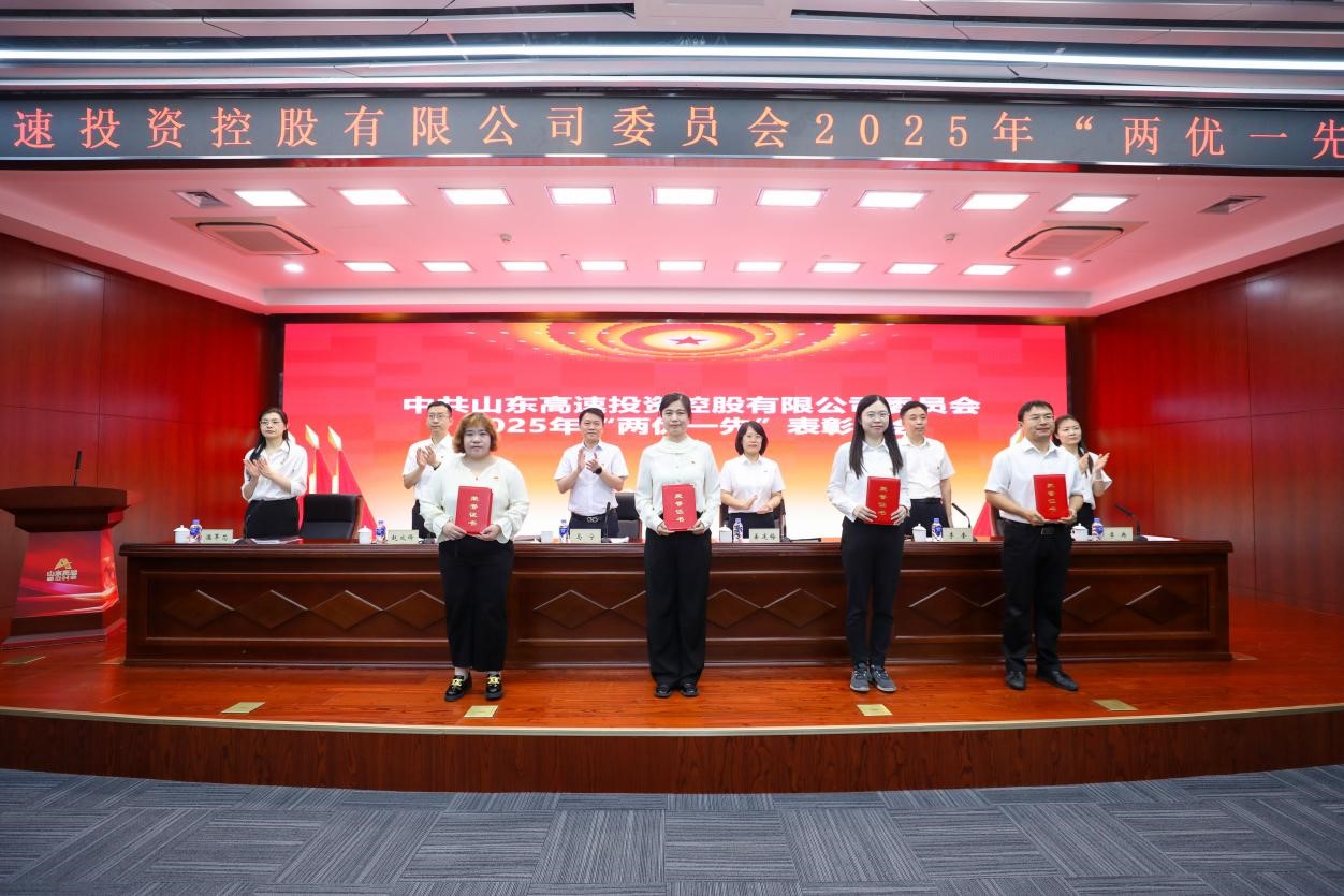 滑动3.jpg